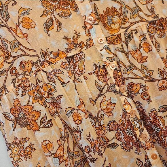 Torrid Floral Chiffon Blouse - Picture 7 of 9